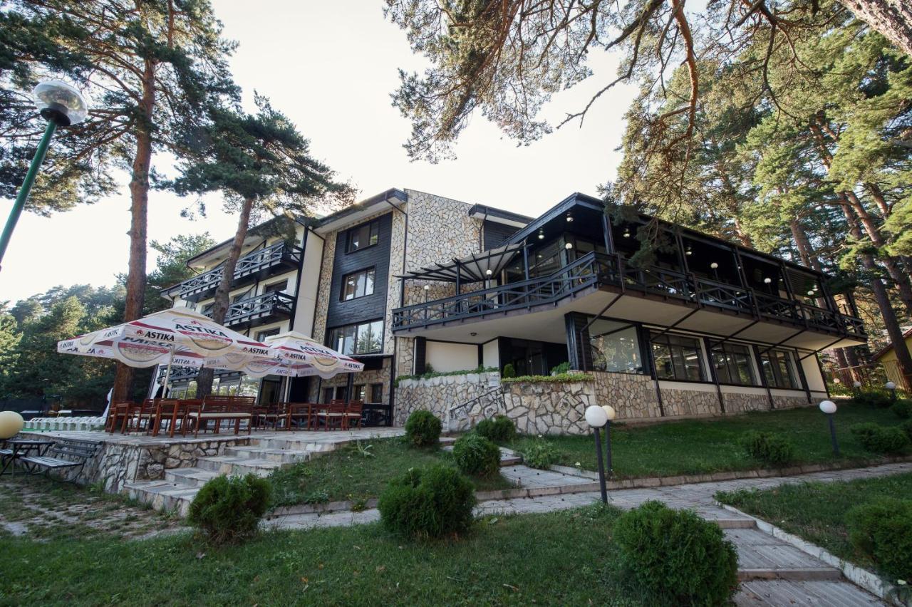 Family Hotel Hebar Batak Extérieur photo