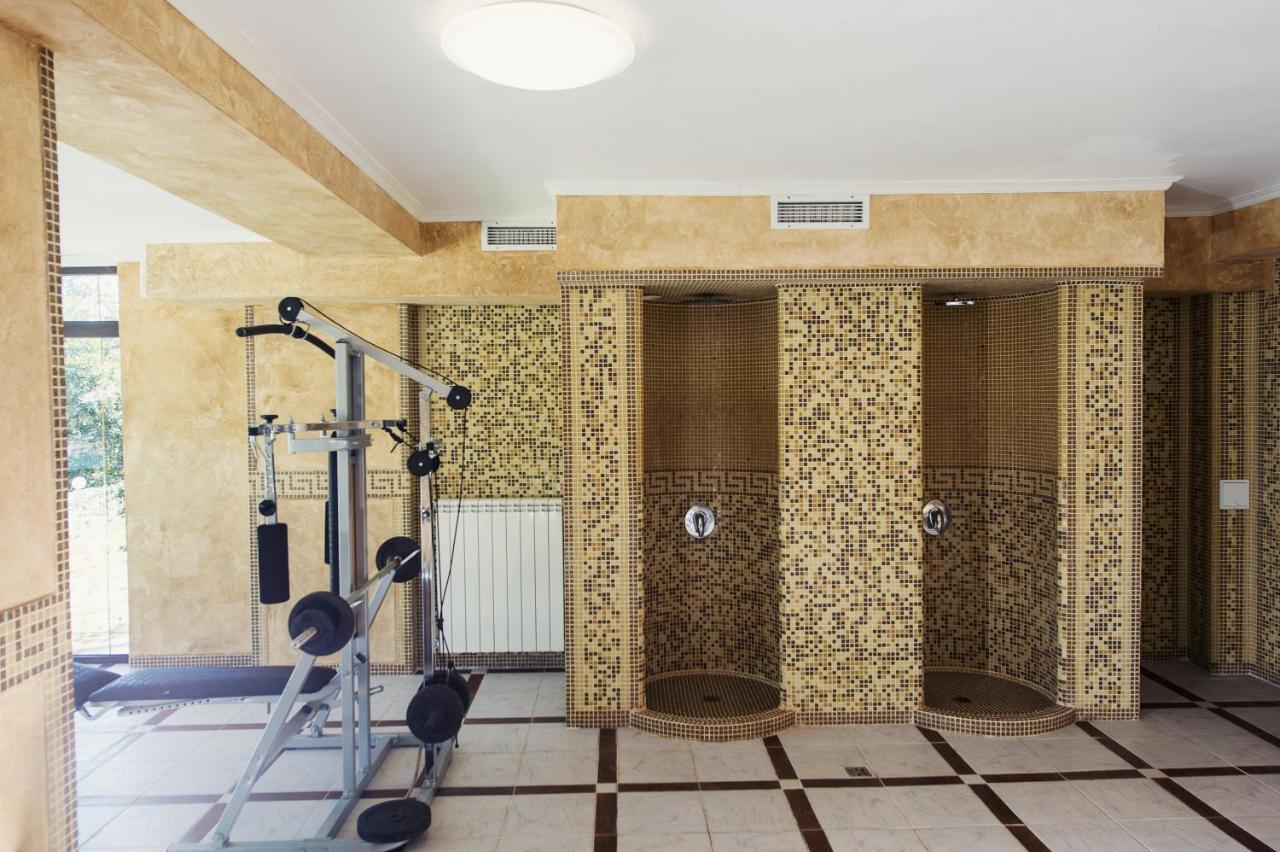 Family Hotel Hebar Batak Extérieur photo