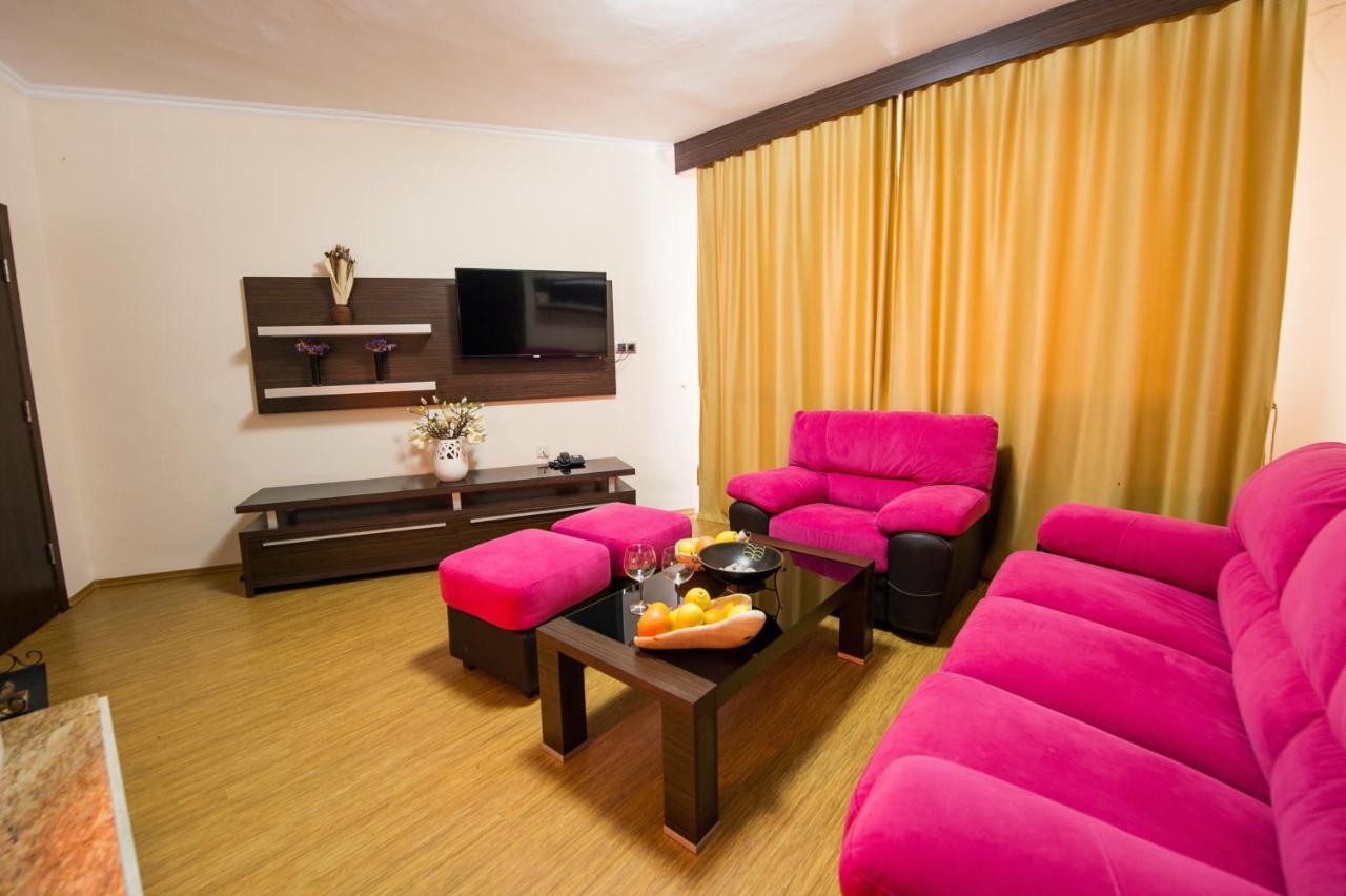 Family Hotel Hebar Batak Extérieur photo